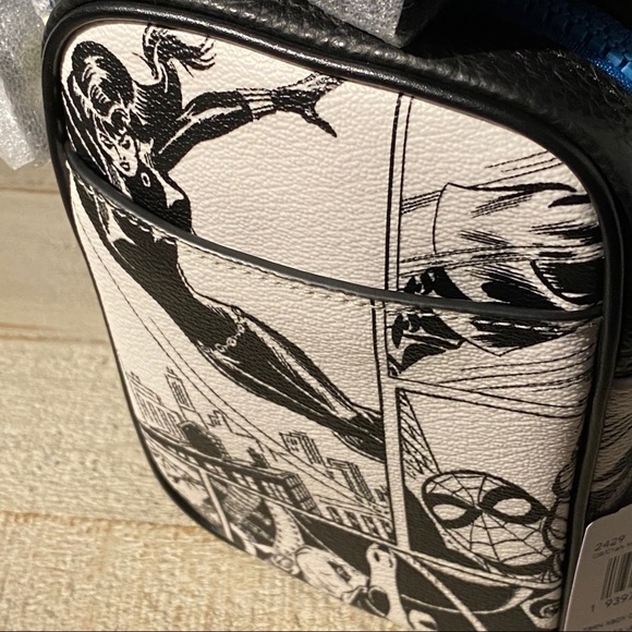 ❗️LAST ONE❗️COACH Spiderman Comic Crossbody MARVEL - Picture 11 of 13